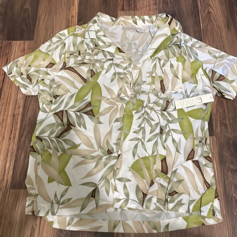 Erica Button Down T-shirt Large